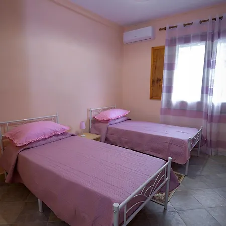 Дом отдыха Yourhome - Aury House - Mare E Natura A Ieranto Нерано